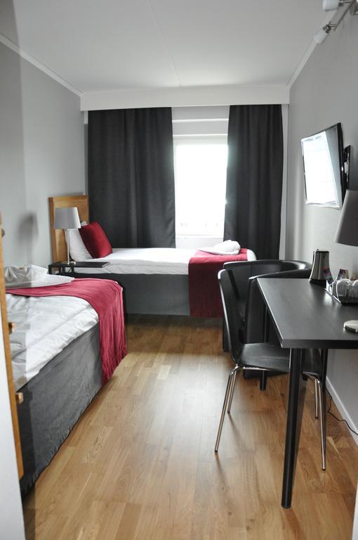 City Hotel Kristinehamn Kültér fotó